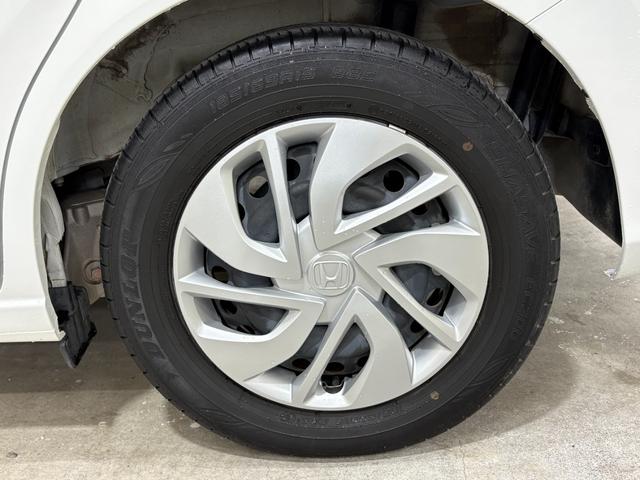 フリード G ナビフルセグBカメラETCLED Aクルーズ 3列シート LEDヘッドライト パワーウインドウ 地デジ Rカメラ VSA USB ドライブレコーダー エアコン エアバッグ スマートキー ECONモード(11枚目)