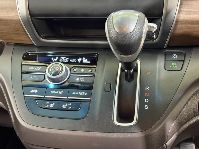 フリード G ナビフルセグBカメラETCLED Aクルーズ 3列シート LEDヘッドライト パワーウインドウ 地デジ Rカメラ VSA USB ドライブレコーダー エアコン エアバッグ スマートキー ECONモード(18枚目)