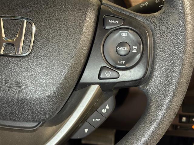 フリード G ナビフルセグBカメラETCLED Aクルーズ 3列シート LEDヘッドライト パワーウインドウ 地デジ Rカメラ VSA USB ドライブレコーダー エアコン エアバッグ スマートキー ECONモード(24枚目)