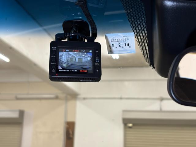 フリード G ナビフルセグBカメラETCLED Aクルーズ 3列シート LEDヘッドライト パワーウインドウ 地デジ Rカメラ VSA USB ドライブレコーダー エアコン エアバッグ スマートキー ECONモード(25枚目)