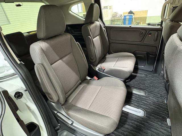 フリード G ナビフルセグBカメラETCLED Aクルーズ 3列シート LEDヘッドライト パワーウインドウ 地デジ Rカメラ VSA USB ドライブレコーダー エアコン エアバッグ スマートキー ECONモード(29枚目)