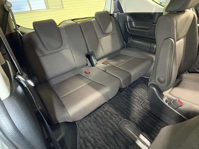 フリード G ナビフルセグBカメラETCLED Aクルーズ 3列シート LEDヘッドライト パワーウインドウ 地デジ Rカメラ VSA USB ドライブレコーダー エアコン エアバッグ スマートキー ECONモード(30枚目)