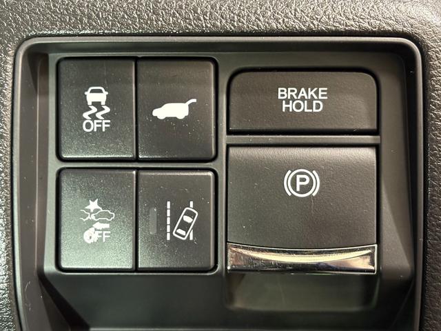 オデッセイハイブリッド ｅ：ＨＥＶアブソルート・ＥＸ　ナビフルセグマルチビューカメラＥＴＣＬＥＤＡＷスタッドレス　電動Ｒゲート　ＬＥＤライト　シ－トヒ－タ－　両側ＰＳＤ　パワ－シ－ト　クルーズコントロール　ＤＶＤ再生機能　ナビ＆ＴＶ　キーレス　ドラレコ（22枚目）