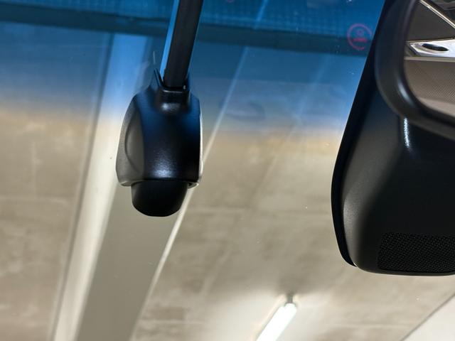 オデッセイハイブリッド ｅ：ＨＥＶアブソルート・ＥＸ　ナビフルセグマルチビューカメラＥＴＣＬＥＤＡＷスタッドレス　電動Ｒゲート　ＬＥＤライト　シ－トヒ－タ－　両側ＰＳＤ　パワ－シ－ト　クルーズコントロール　ＤＶＤ再生機能　ナビ＆ＴＶ　キーレス　ドラレコ（25枚目）