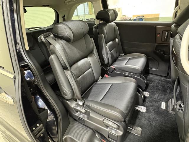 オデッセイハイブリッド ｅ：ＨＥＶアブソルート・ＥＸ　ナビフルセグマルチビューカメラＥＴＣＬＥＤＡＷスタッドレス　電動Ｒゲート　ＬＥＤライト　シ－トヒ－タ－　両側ＰＳＤ　パワ－シ－ト　クルーズコントロール　ＤＶＤ再生機能　ナビ＆ＴＶ　キーレス　ドラレコ（28枚目）