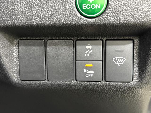 フィットハイブリッド Ｌパッケージ　ナビフルセグＢカメラＥＴＣＬＥＤＡＷ　ナビ＆ＴＶ　地デジフルセグＴＶ　ＵＳＢ　ＤＶＤ再生　バックカメラ　オートクルーズコントロール　ＥＳＣ　ＡＵＴＯエアコン　ＡＢＳ　運転席助手席エアバッグ　キーフリー（21枚目）