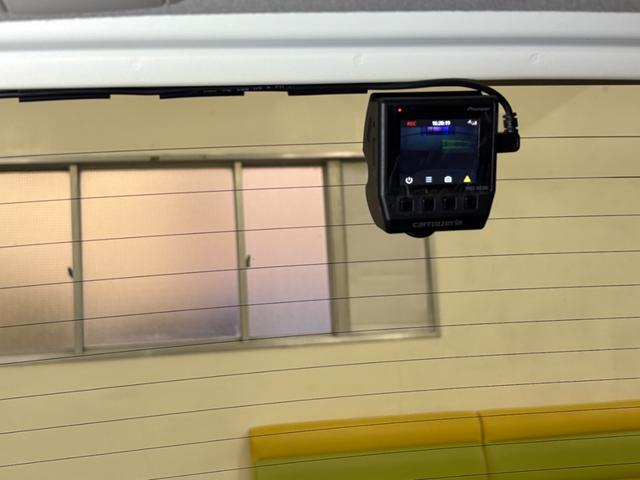 フィットハイブリッド Ｌパッケージ　ナビフルセグＢカメラＥＴＣＬＥＤＡＷ　ナビ＆ＴＶ　地デジフルセグＴＶ　ＵＳＢ　ＤＶＤ再生　バックカメラ　オートクルーズコントロール　ＥＳＣ　ＡＵＴＯエアコン　ＡＢＳ　運転席助手席エアバッグ　キーフリー（25枚目）