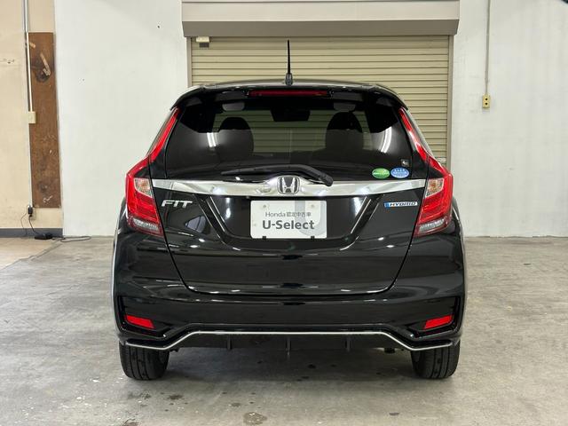 フィットハイブリッド Ｓホンダセンシング　ナビフルセグＢカメラＥＴＣＬＥＤＡＷ　スマ－トキ－　ナビＴＶ　アクティブクルーズコントロール　パワーウインドウ　ドライブレコーダ　サイドエアバック　ＤＶＤ再生　パワーステアリング　ＬＥＤヘッドランプ（10枚目）