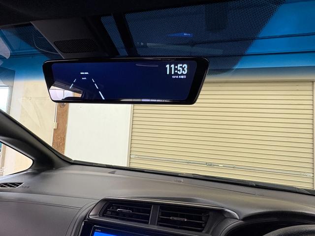 フィットハイブリッド Ｓホンダセンシング　ナビフルセグＢカメラＥＴＣＬＥＤＡＷ　スマ－トキ－　ナビＴＶ　アクティブクルーズコントロール　パワーウインドウ　ドライブレコーダ　サイドエアバック　ＤＶＤ再生　パワーステアリング　ＬＥＤヘッドランプ（24枚目）