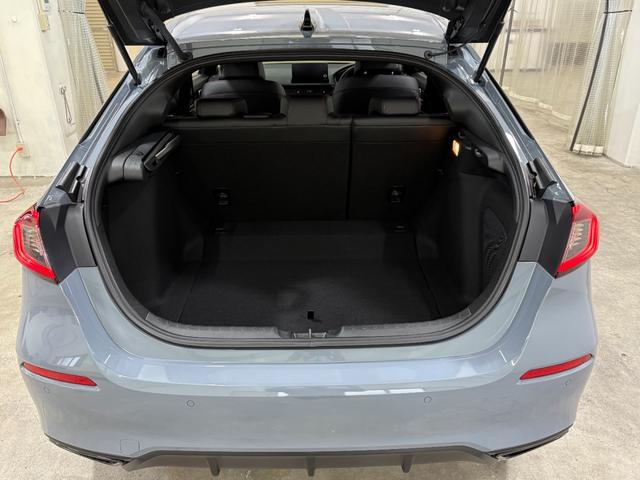 シビック RS ディスプレイオーディオフルセグBカメラETCLEDAW LEDヘッド コーナーセンサー 衝突被害軽減ブレーキ シートヒーター パワ-シ-ト フルセグTV スマートキー クルーズコントロール USB(31枚目)