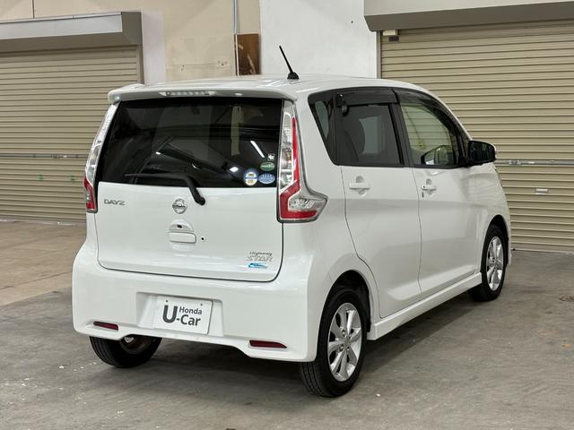 デイズ ハイウェイスターＸ　ナビフルセグＥＴＣＬＥＤＡＷ　ナビＴＶ付　全席ＰＷ　ＩＳＴＯＰ　ダブルエアバッグ　ＰＳ　スマキー　地デジ　ＡＡＣ　横滑り防止装置付　ＬＥＤライト　キーフリーシステム　ＡＢＳ　エアバック（9枚目）