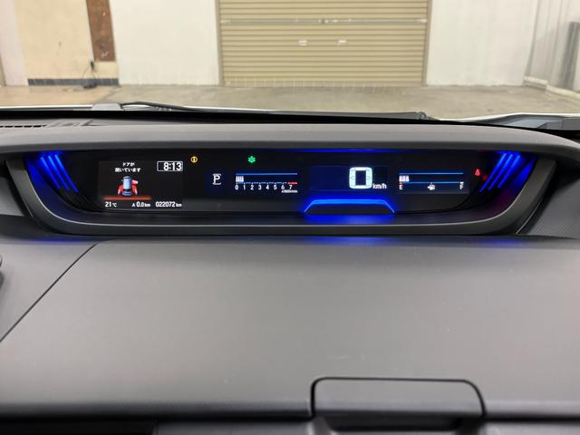 フリード＋ クロスター　ナビフルセグＢカメラＥＴＣＬＥＤＡＷ　両側パワースライドドア　サイドカーテンエアバック　ＬＥＤライト　リヤカメラ　地デジフルセグ　前席シートヒーター　ＶＳＡ　ドライブレコーダー　ＵＳＢ接続　クルコン（15枚目）