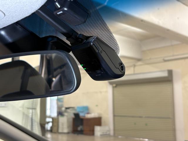 フリード＋ クロスター　ナビフルセグＢカメラＥＴＣＬＥＤＡＷ　両側パワースライドドア　サイドカーテンエアバック　ＬＥＤライト　リヤカメラ　地デジフルセグ　前席シートヒーター　ＶＳＡ　ドライブレコーダー　ＵＳＢ接続　クルコン（25枚目）