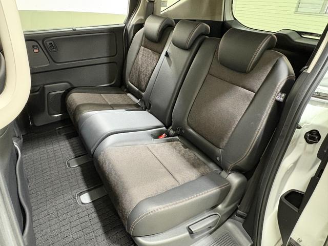 フリード＋ クロスター　ナビフルセグＢカメラＥＴＣＬＥＤＡＷ　両側パワースライドドア　サイドカーテンエアバック　ＬＥＤライト　リヤカメラ　地デジフルセグ　前席シートヒーター　ＶＳＡ　ドライブレコーダー　ＵＳＢ接続　クルコン（32枚目）