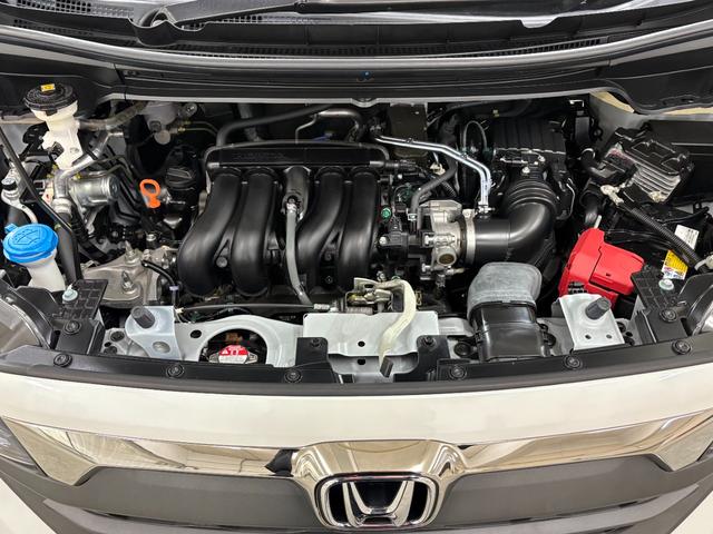 フリード＋ クロスター　ナビフルセグＢカメラＥＴＣＬＥＤＡＷ　両側パワースライドドア　サイドカーテンエアバック　ＬＥＤライト　リヤカメラ　地デジフルセグ　前席シートヒーター　ＶＳＡ　ドライブレコーダー　ＵＳＢ接続　クルコン（35枚目）