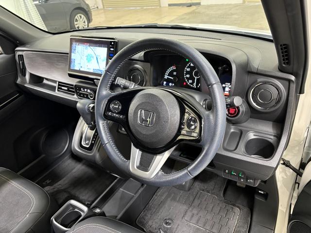 N-ONE プレミアム ナビフルセグBカメラETCLEDAW USBポート 衝突軽減 DVD再生 ESC コーナーセンサー シ-トヒ-タ- バックカメラ カーテンエアバック ナビTV スマートキー AAC ABS キーレス(13枚目)