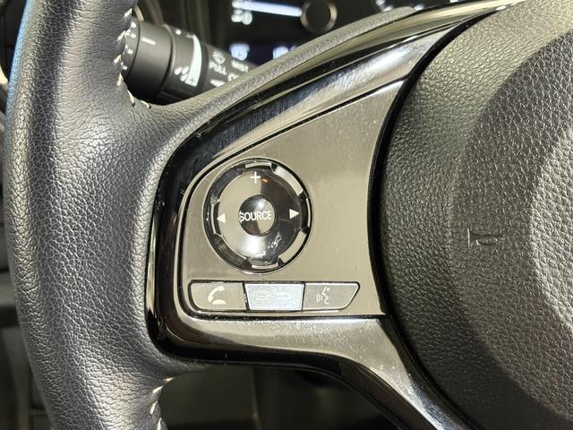 N-ONE プレミアム ナビフルセグBカメラETCLEDAW USBポート 衝突軽減 DVD再生 ESC コーナーセンサー シ-トヒ-タ- バックカメラ カーテンエアバック ナビTV スマートキー AAC ABS キーレス(22枚目)