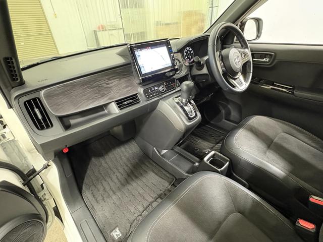 N-ONE プレミアム ナビフルセグBカメラETCLEDAW USBポート 衝突軽減 DVD再生 ESC コーナーセンサー シ-トヒ-タ- バックカメラ カーテンエアバック ナビTV スマートキー AAC ABS キーレス(30枚目)