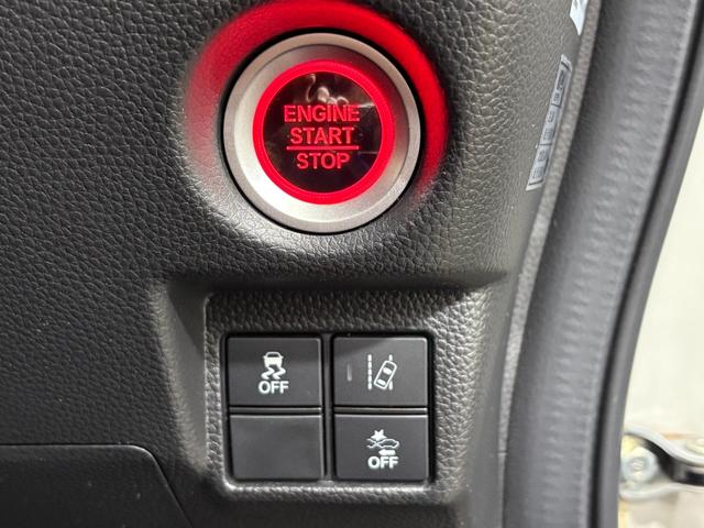 N-BOXカスタム G・Lホンダセンシング ナビBカメラETCLEDAW 助手席エアバッグ キーレス シートH アイドリングST スマ-トキ- リアカメラ 前車追従機能 サイドエアバッグ LEDヘッドライト USB パワーステアリング VSA(22枚目)