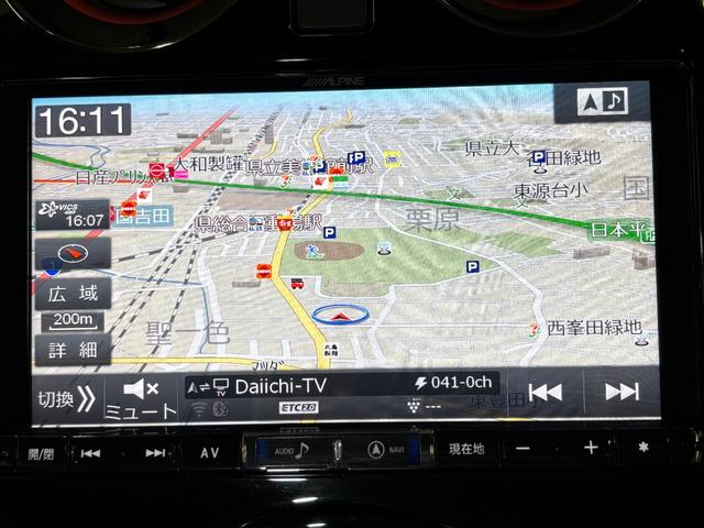 ノート ｅ－パワーニスモ　ナビフルセグアラウンドビューモニターＥＴＣＬＥＤＡＷ　ＬＥＤランプ　地デジ　横滑り防止機能　クルコン　ＤＶＤ　フルオートエアコン　スマートキープッシュスタート　Ｗエアバッグ　キーフリー　ドラレコ（4枚目）