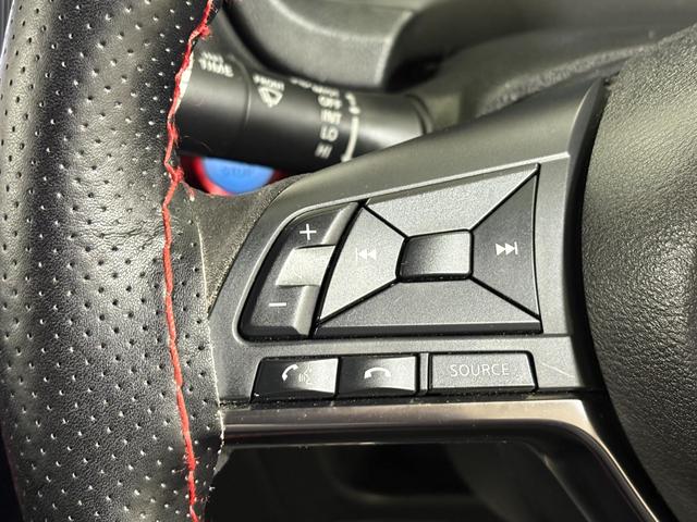 ノート ｅ－パワーニスモ　ナビフルセグアラウンドビューモニターＥＴＣＬＥＤＡＷ　ＬＥＤランプ　地デジ　横滑り防止機能　クルコン　ＤＶＤ　フルオートエアコン　スマートキープッシュスタート　Ｗエアバッグ　キーフリー　ドラレコ（22枚目）