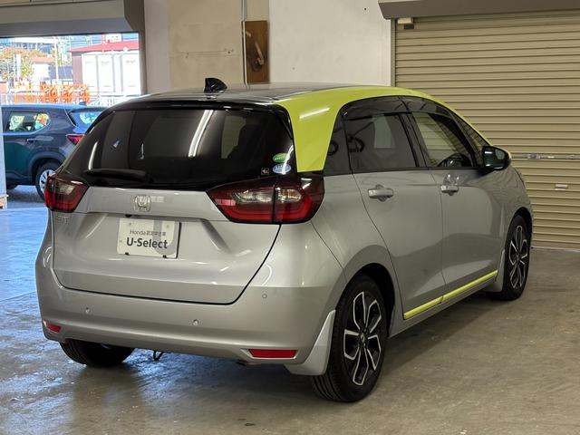 フィット ネス　ナビフルセグＢカメラＬＥＤＡＷ　衝突軽減装置　アイドリングストップ　キーレス　ＶＳＡ　ＬＥＤヘッド　ＤＶＤ再生　ドラレコ　バックカメラ　カーテンエアバック　オートクルーズコントロール　地デジフルセグ（9枚目）