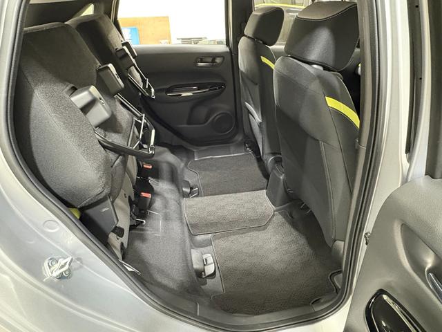 フィット ネス　ナビフルセグＢカメラＬＥＤＡＷ　衝突軽減装置　アイドリングストップ　キーレス　ＶＳＡ　ＬＥＤヘッド　ＤＶＤ再生　ドラレコ　バックカメラ　カーテンエアバック　オートクルーズコントロール　地デジフルセグ（34枚目）