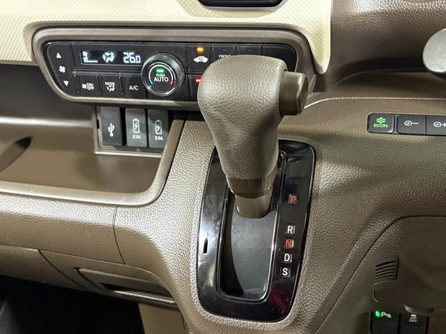 Ｎ－ＢＯＸ Ｌ　ナビフルセグＢカメラＬＥＤ　衝突回避支援ブレーキ　Ｉ－ＳＴＯＰ　クリソナ　ドラレコ付　ＰＷ　パワステ　Ｓヒーター　スマ－トキ－　地デジＴＶ　ナビ＆ＴＶ　横滑り防止　ＬＥＤライト　エアコン付き　ＤＶＤ（18枚目）