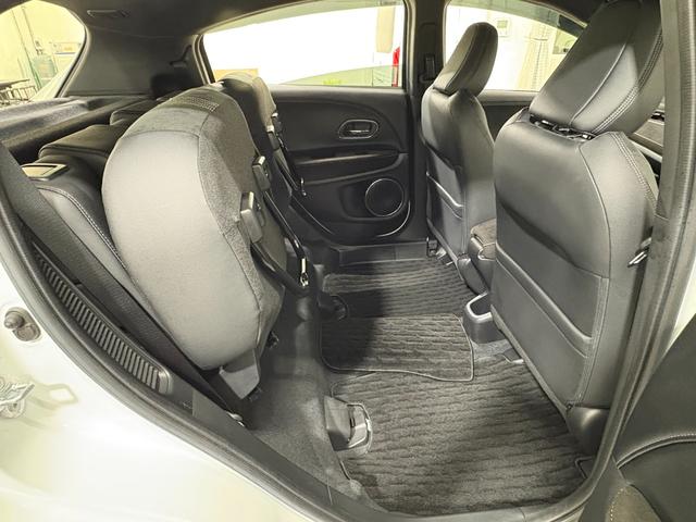 ヴェゼル ハイブリッドＲＳ・ホンダセンシング　ナビフルセグＢカメラＥＴＣＬＥＤＡＷ　ＥＴＣ付　サイドＳＲＳ　Ｒカメ　フルオートエアコン　ＵＳＢ接続　両席エアバック　スマキー　オートクルーズコントロール　衝突軽減ブレーキシステム　ＴＶナビ　ＡＢＳ（34枚目）