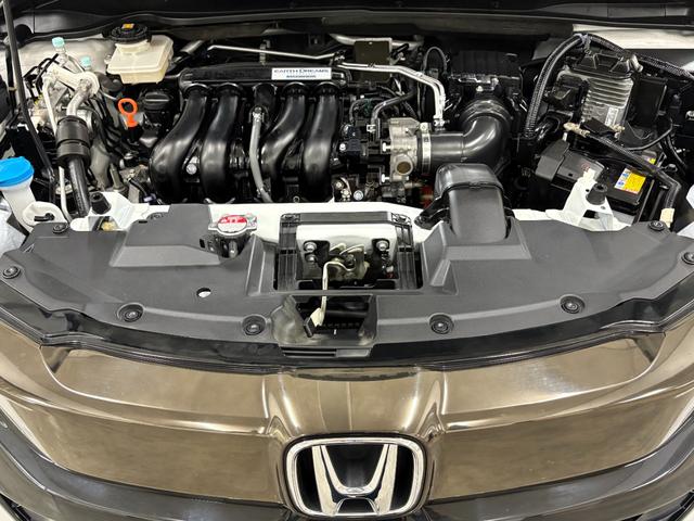 ヴェゼル ハイブリッドＲＳ・ホンダセンシング　ナビフルセグＢカメラＥＴＣＬＥＤＡＷ　ＥＴＣ付　サイドＳＲＳ　Ｒカメ　フルオートエアコン　ＵＳＢ接続　両席エアバック　スマキー　オートクルーズコントロール　衝突軽減ブレーキシステム　ＴＶナビ　ＡＢＳ（35枚目）