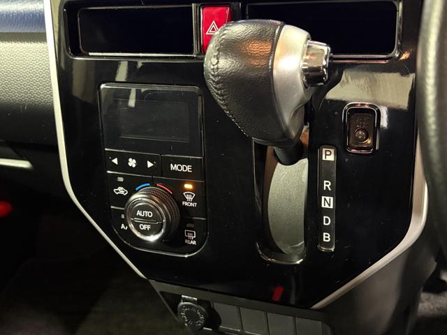 ルーミー カスタムG-T ナビBカメラETCLED 助手席エアバック ターボエンジン 両側オートスライドドア スマートキープッシュスタート LEDライト 横滑り防止機能 クルコン ETC付 キーレス ドラレコ エアバッグ(19枚目)