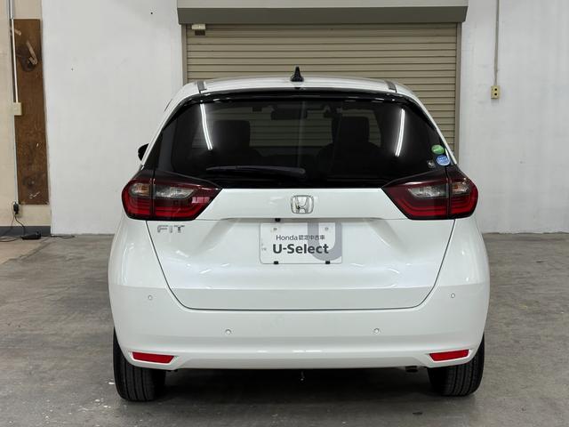 フィット ホーム　ナビフルセグＢカメラＥＴＣＬＥＤ　衝突軽減ブレーキ　リアカメ　ＬＥＤライト　クリアランスソナー　フルセグＴＶ　ドラレコ　エアバッグ　ｉストップ　スマ－トキ－　ＥＴＣ車載器　Ｗエアバック　ＵＳＢポート（10枚目）
