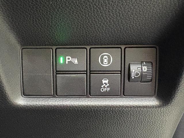 フィット ホーム　ナビフルセグＢカメラＥＴＣＬＥＤ　衝突軽減ブレーキ　リアカメ　ＬＥＤライト　クリアランスソナー　フルセグＴＶ　ドラレコ　エアバッグ　ｉストップ　スマ－トキ－　ＥＴＣ車載器　Ｗエアバック　ＵＳＢポート（22枚目）