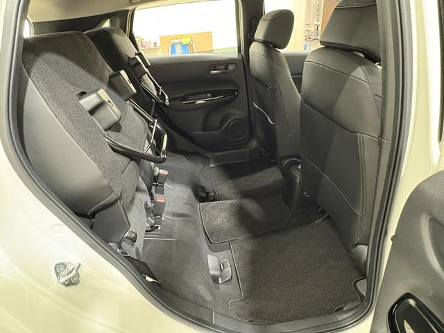 フィット ホーム　ナビフルセグＢカメラＥＴＣＬＥＤ　衝突軽減ブレーキ　リアカメ　ＬＥＤライト　クリアランスソナー　フルセグＴＶ　ドラレコ　エアバッグ　ｉストップ　スマ－トキ－　ＥＴＣ車載器　Ｗエアバック　ＵＳＢポート（35枚目）