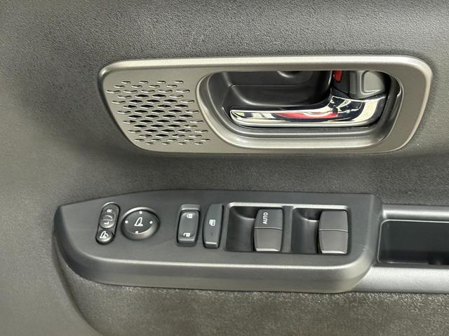 N-BOXカスタム ターボ ナビフルセグBカメラLEDAW 衝突被害軽減 キーフリー Pセンサー ESC パワステ 両席エアバック サイドエアバッグ ターボ車 スマキー パワーウィンドウ LEDヘッドライト オートエアコン(25枚目)