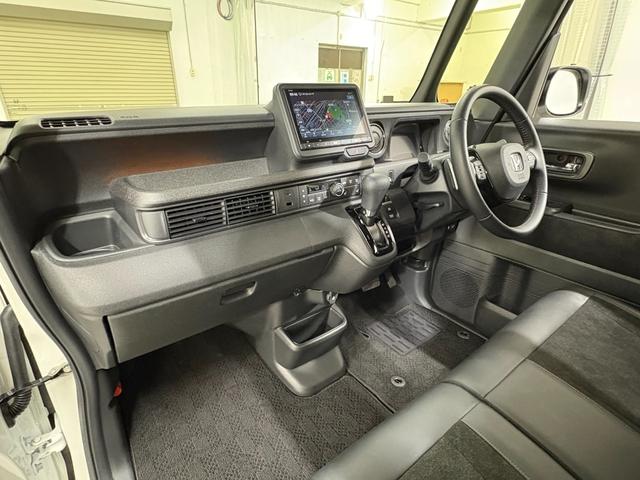 N-BOXカスタム ターボ ナビフルセグBカメラLEDAW 衝突被害軽減 キーフリー Pセンサー ESC パワステ 両席エアバック サイドエアバッグ ターボ車 スマキー パワーウィンドウ LEDヘッドライト オートエアコン(30枚目)