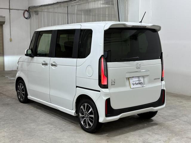 Ｎ－ＢＯＸカスタム ベースグレード　ディスプレイオーディオＢカメラＬＥＤＡＷ　ＵＳＢ接続　ＣＭＢＳ　オートエアコン　スマートキ　クルコン　バックカメラ　パワーステアリング　エアバッグ　ＥＳＣ　パワーウインドウ　フリーキー　ＥＣＯＮモード（2枚目）