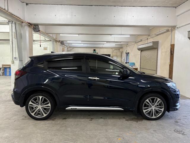 ヴェゼル ハイブリッドＺ・ホンダセンシング　ナビフルセグＢカメラＥＴＣＬＥＤＡＷ　レーダーサポート　フロントカメラ　Ｐセンサー　ＤＶＤ再生機能　横滑り防止システム　バックアイカメラ　シートヒーター付　スマ－トキ－　パワーウィンド　ＵＳＢ接続（7枚目）