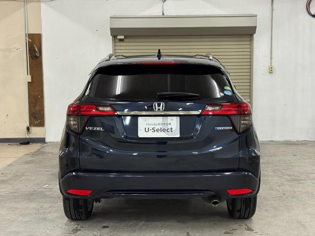 ヴェゼル ハイブリッドＺ・ホンダセンシング　ナビフルセグＢカメラＥＴＣＬＥＤＡＷ　レーダーサポート　フロントカメラ　Ｐセンサー　ＤＶＤ再生機能　横滑り防止システム　バックアイカメラ　シートヒーター付　スマ－トキ－　パワーウィンド　ＵＳＢ接続（10枚目）