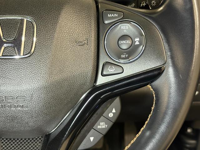 ヴェゼル ハイブリッドＺ・ホンダセンシング　ナビフルセグＢカメラＥＴＣＬＥＤＡＷ　レーダーサポート　フロントカメラ　Ｐセンサー　ＤＶＤ再生機能　横滑り防止システム　バックアイカメラ　シートヒーター付　スマ－トキ－　パワーウィンド　ＵＳＢ接続（24枚目）