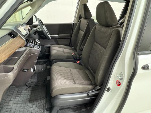 フリードハイブリッド ハイブリッド・Ｇホンダセンシング　ナビフルセグＢカメラＥＴＣＬＥＤ　軽減ブレーキ　キーフリーシステム　ＤＶＤ再生可能　サイドカーテンエアバック　後カメラ　Ａクルーズ　地デジフルセグＴＶ　ＬＥＤヘッドランプ　シートＨ　横滑防止　ＵＳＢ（32枚目）