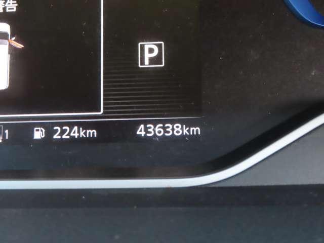 セレナ 1.2 e-POWER ハイウェイスター V 360°カメラ エマジェンシーブレーキ 1オナ スマキー バックカメラ LED レーンアシスト ETC ドラレコ Aストップ フルオートエアコン アルミホイール エアバック メモリーナビ キーフリー(4枚目)