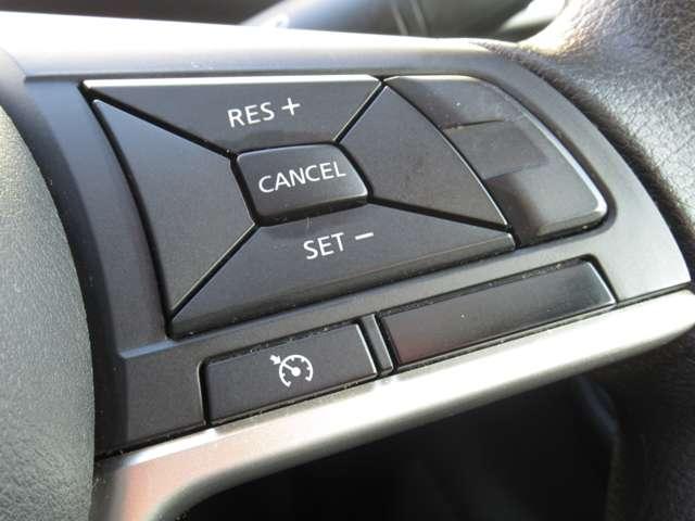 セレナ １．２　ｅ－ＰＯＷＥＲ　ＸＶ　両側オートスライドドア　純正アルミ　ＥＴＣ　バックビューモニター　両側パワースライドドア　クルーズコントロール　ワンオーナー車　ＥＴＣ　スマートキー　アルミホイール　キーレス　パワーウィンドウ　エアバッグ　オートエアコン　メモリーナビ　ナビＴＶ（7枚目）