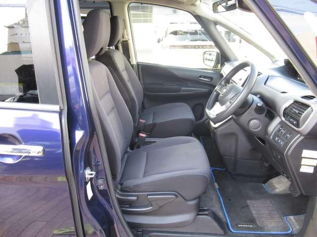 セレナ １．２　ｅ－ＰＯＷＥＲ　ＸＶ　両側オートスライドドア　純正アルミ　ＥＴＣ　バックビューモニター　両側パワースライドドア　クルーズコントロール　ワンオーナー車　ＥＴＣ　スマートキー　アルミホイール　キーレス　パワーウィンドウ　エアバッグ　オートエアコン　メモリーナビ　ナビＴＶ（19枚目）