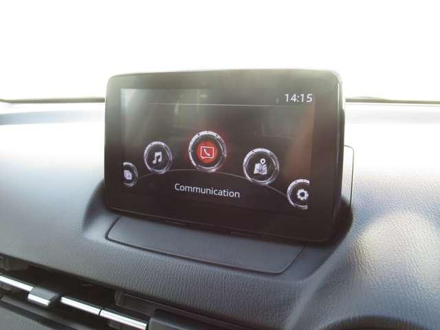 デミオ １．５　１５Ｃ　純正ナビ　ＥＴＣ　ステアリングスイッチ　エアバッグ　バックカメラ　ＥＴＣ　衝突被害軽減ブレーキ（9枚目）