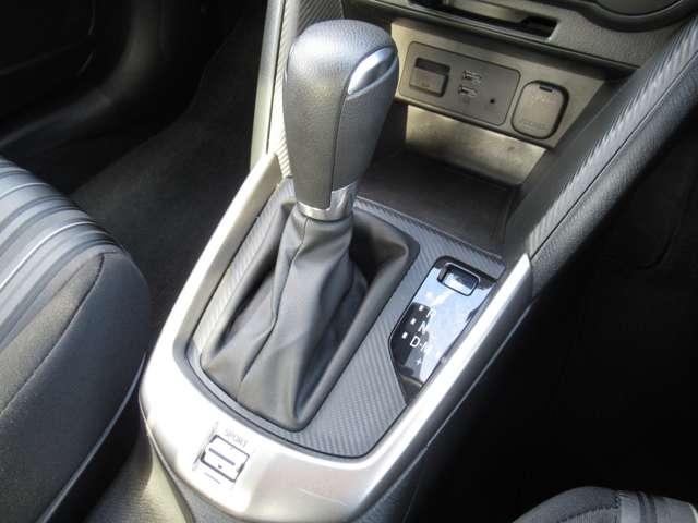 デミオ １．５　１５Ｃ　純正ナビ　ＥＴＣ　ステアリングスイッチ　エアバッグ　バックカメラ　ＥＴＣ　衝突被害軽減ブレーキ（11枚目）