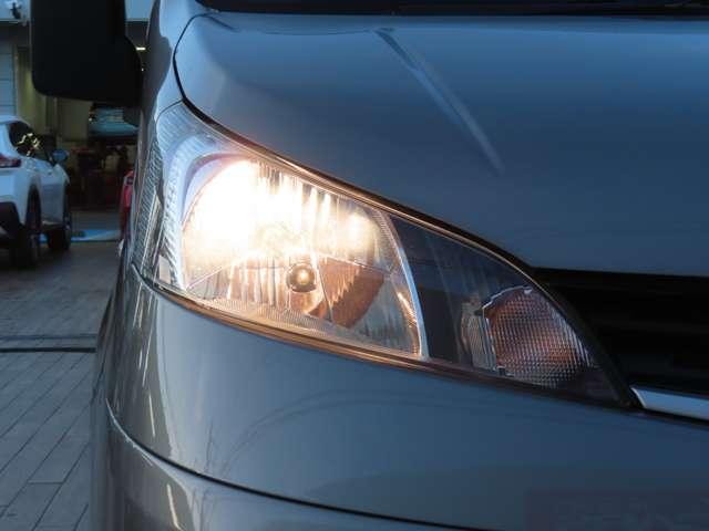 ＮＶ２００バネットバン １．６　ＶＸ　５ドア　ＥＴＣ　ドラレコ　衝突軽減ブレーキ　衝突被害軽減システム　エアバック　レーンキープ　パワーウィンドウ　助手席エアバック　ドライブレコーダー　ＰＳ　ＥＴＣ　ＡＣ　ＡＢＳ　ワンオーナ（14枚目）