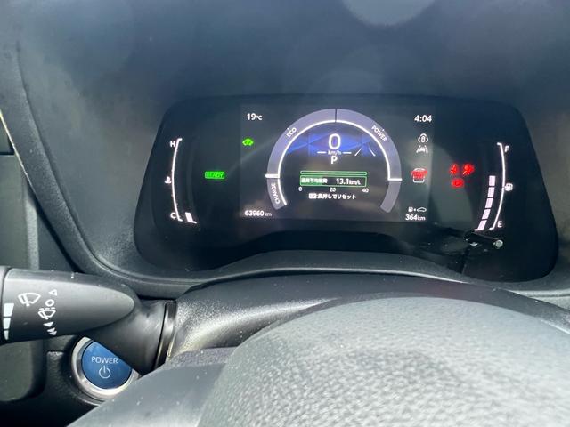 シエンタ ハイブリッドＺ　全方位モニター　両側電動スライドドア　ＬＥＤライト　５人乗り　ＢＬＵＥＴＯＯＴＨ　テレビ　シートヒーター　１００Ｖ　車検整備付　タイヤ新品　プッシュスタート（10枚目）