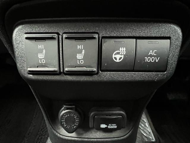 シエンタ ハイブリッドＺ　全方位モニター　両側電動スライドドア　ＬＥＤライト　５人乗り　ＢＬＵＥＴＯＯＴＨ　テレビ　シートヒーター　１００Ｖ　車検整備付　タイヤ新品　プッシュスタート（28枚目）