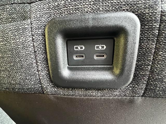 シエンタ ハイブリッドＺ　全方位モニター　両側電動スライドドア　ＬＥＤライト　５人乗り　ＢＬＵＥＴＯＯＴＨ　テレビ　シートヒーター　１００Ｖ　車検整備付　タイヤ新品　プッシュスタート（40枚目）